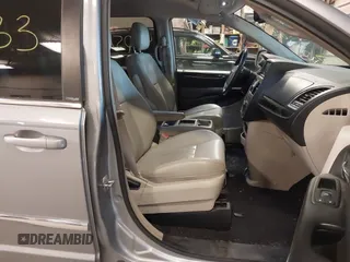 2013 Chrysler Town & Country Touring with VIN 2C4RC1BG1DR646691, listed as a IAAI auction lot 42051933 with 162,960 mi miles. Bid and sale history available at carsss.com. Image 5.
