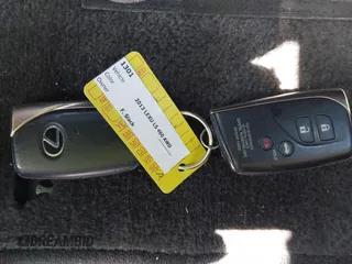 2013 Lexus LS 460 z VIN JTHCL5EF3D5019535, wystawiony jako IAAI lot #41985073 z przebiegiem 171 999 mil mil oraz . Historia ofert i sprzedaży dostępna na DreamBid. Obrazek 11.