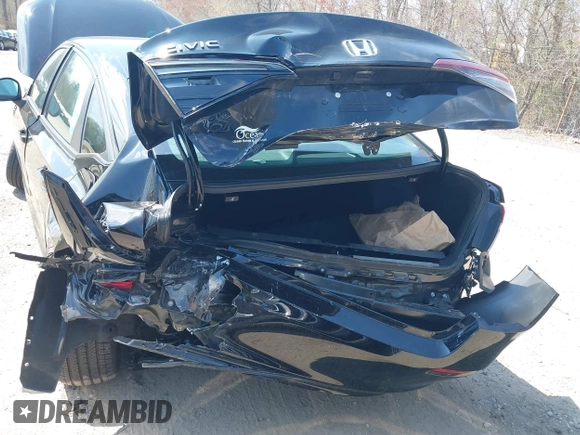 2025 Honda Civic Sport z VIN 2HGFE2F5XSH560117, wystawiony jako IAAI lot #42115264 z przebiegiem 3 621 mil mil oraz . Historia ofert i sprzedaży dostępna na DreamBid. Obrazek 6.