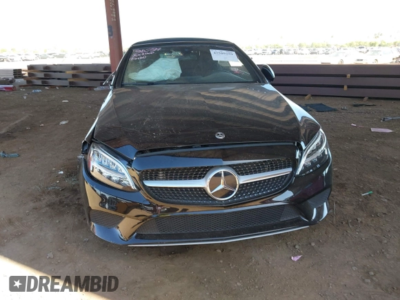 2019 Mercedes-Benz C 300 with VIN WDDWK8DB0KF776651, listed as a IAAI auction lot 42509259 with 28,061 mi miles and . Bid and sale history available at DreamBid. Image 6.