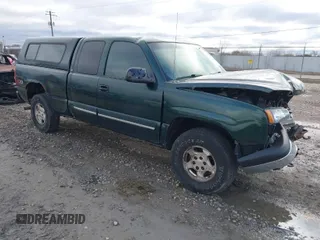 2003 Chevrolet Silverado 1500 LS with VIN 2GCEK19TX31211685, listed as a IAAI auction lot 42044429 with 1 mi miles. Bid and sale history available at carsss.com. Image 1.