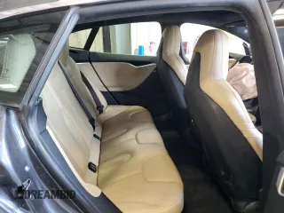 2016 Tesla Model S 90D with VIN 5YJSA1E26GF126607, listed as a Copart auction lot 61333845 with 132,222 mi miles and Non repairable. Bid and sale history available at DreamBid. Image 11.
