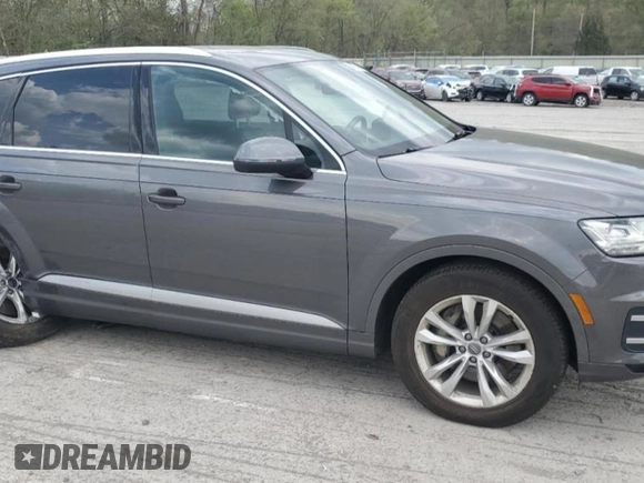 2019 Audi Q7 Premium Plus with VIN WA1LHAF73KD033550, listed as a Copart auction lot 54977045 with 51,044 mi miles and Salvage title. Bid and sale history available at DreamBid. Image 4.