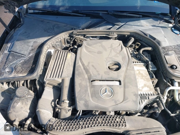 2018 Mercedes-Benz C 300 с VIN WDDWF4JB8JR330178, выставлен на аукционе IAAI как лот 42694806 с пробегом 122 276 миль миль и . История ставок и продаж доступна на DreamBid. Изображение 10.