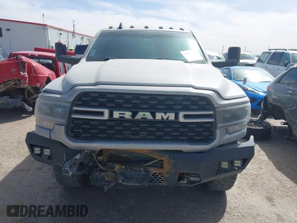 2022 Ram 2500 Big Horn z VIN 3C6UR5DL1NG178793, wystawiony jako IAAI lot #41810830 z przebiegiem 76 551 mil mil oraz . Historia ofert i sprzedaży dostępna na DreamBid. Obrazek 12.