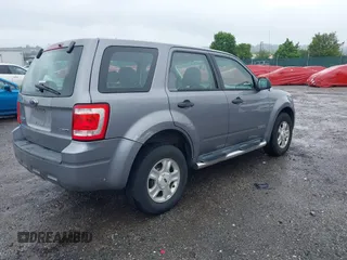 2008 Ford Escape XLS with VIN 1FMCU92Z08KE45688, listed as a IAAI auction lot 42275426 with Not provided miles and . Bid and sale history available at DreamBid. Image 4.