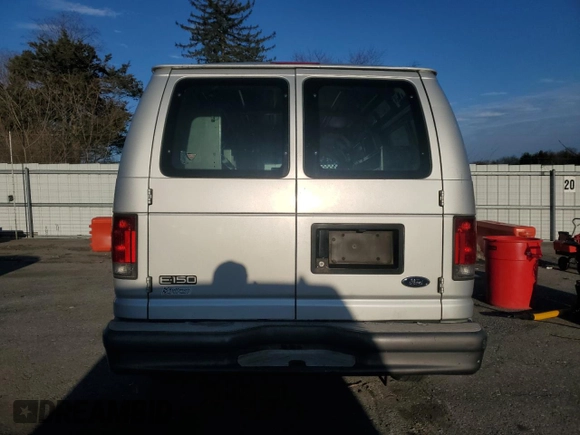 2004 Ford Econoline Cargo with VIN 1FTRE14W94HA14063, listed as a Copart auction lot 45966115 with 174,188 mi miles and Salvage Title. Bid and sale history available at carsss.com. Image 6.