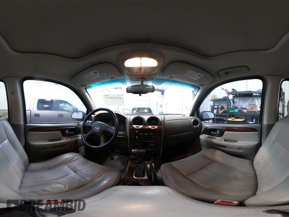 2005 GMC Envoy SLT z VIN 1GKDT13S852281122, wystawiony jako IAAI lot #42292577 z przebiegiem 156 052 mil mil oraz . Historia ofert i sprzedaży dostępna na DreamBid. Obrazek 20.