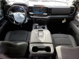 2022 Chevrolet Silverado 1500 RST with VIN 1GCUDEET6NZ599205, listed as a Copart auction lot 42735645 with Not Provided miles and Clean Title. Bid and sale history available at DreamBid. Image 8.