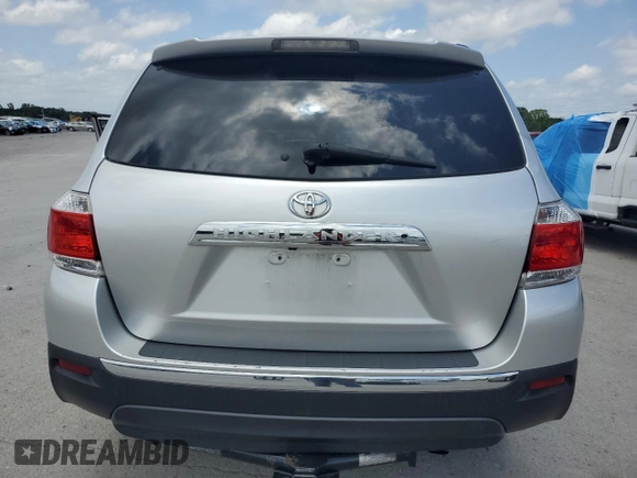 2012 Toyota Highlander Limited z VIN 5TDYK3EHXCS053674, wystawiony jako Copart lot #61424105 z przebiegiem 291 856 mil mil oraz Szkoda całkowita • Salvage title. Historia ofert i sprzedaży dostępna na DreamBid. Obrazek 6.