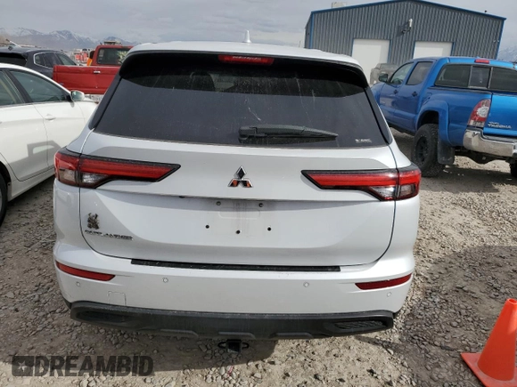 2022 Mitsubishi Outlander ES with VIN JA4J4TA8XNZ027959, listed as a Copart auction lot 43787855 with 67,949 mi miles and Salvage Title. Bid and sale history available at carsss.com. Image 6.