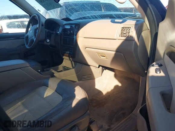 2005 Ford Explorer Eddie Bauer with VIN 1FMDU74K45UA77900, listed as a IAAI auction lot 41162856 with 214,538 mi miles and . Bid and sale history available at DreamBid. Image 5.