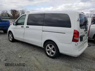 2018 Mercedes-Benz Metris Passenger z VIN WD4PG2EE0J3357078, wystawiony jako Copart lot #50018905 z przebiegiem 154 621 mil mil oraz Czysty tytuł • Clean title. Historia ofert i sprzedaży dostępna na DreamBid. Obrazek 2.