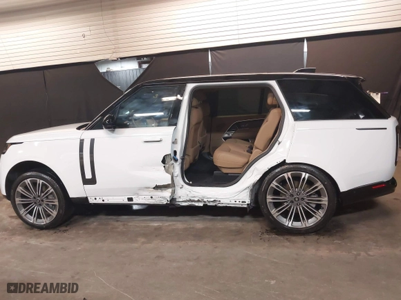 2025 Land Rover Range Rover SE with VIN SALKPBFU1SA280561, listed as a IAAI auction lot 41487938 with 342 mi miles. Bid and sale history available at carsss.com. Image 6.