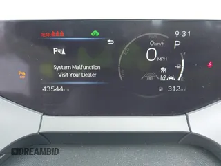 2024 Toyota Prius LE z VIN JTDACAAU2R3020216, wystawiony jako IAAI lot #42434518 z przebiegiem 43 544 mil mil oraz . Historia ofert i sprzedaży dostępna na DreamBid. Obrazek 7.