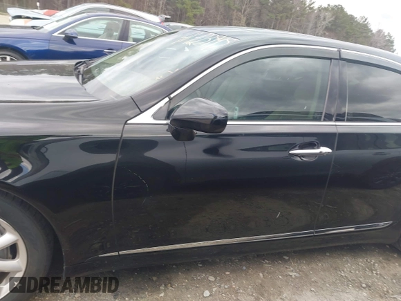 2009 Lexus LS 460 with VIN JTHBL46F395091038, listed as a IAAI auction lot 41723945 with 194,002 mi miles and . Bid and sale history available at DreamBid. Image 15.