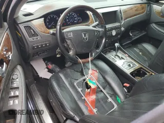 2012 Hyundai Equus Signature z VIN KMHGH4JH7CU045352, wystawiony jako Copart lot #50093055 z przebiegiem 157 338 mil mil oraz Tytuł czysty. Historia ofert i sprzedaży dostępna na DreamBid. Obrazek 8.