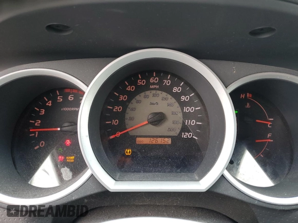 2009 Toyota Tacoma z VIN 5TEUU42N49Z623382, wystawiony jako Copart lot #48614965 z przebiegiem 126 152 mil mil oraz Szkoda całkowita • Salvage title. Historia ofert i sprzedaży dostępna na DreamBid. Obrazek 9.