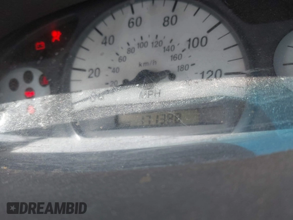 2000 Toyota ECHO z VIN JTDBT1239Y0018974, wystawiony jako IAAI lot #42080620 z przebiegiem 171 388 mil mil oraz . Historia ofert i sprzedaży dostępna na DreamBid. Obrazek 7.