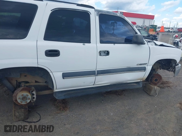 2003 Chevrolet Tahoe LS with VIN 1GNEC13V23R317327, listed as a IAAI auction lot 42183565 with 267,057 mi miles and . Bid and sale history available at DreamBid. Image 13.