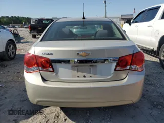2014 Chevrolet Cruze LS with VIN 1G1PA5SH1E7140089, listed as a Copart auction lot 53641055 with 199,099 mi miles and Clean Title. Bid and sale history available at carsss.com. Image 6.
