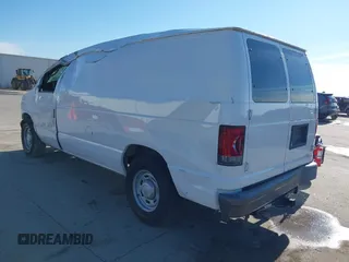 2005 Ford Econoline Cargo with VIN 1FTRE14W75HA20896, listed as a IAAI auction lot 41329375 with 80,828 mi miles. Bid and sale history available at carsss.com. Image 3.