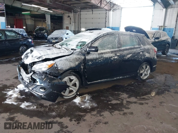 2009 Toyota Matrix S with VIN 2T1LE40E39C004676, listed as a IAAI auction lot 41366470 with 146,316 mi miles. Bid and sale history available at carsss.com. Image 2.