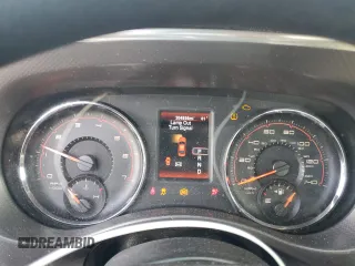 2014 Dodge Charger SE with VIN 2C3CDXBG1EH150033, listed as a Copart auction lot 47695035 with 204,936 mi miles and Salvage Title. Bid and sale history available at DreamBid. Image 9.