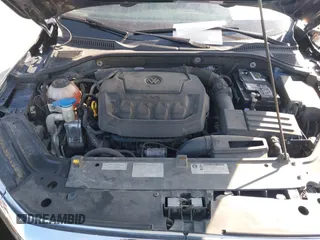 2020 Volkswagen Passat 2.0T SE with VIN 1VWSA7A33LC009556, listed as a IAAI auction lot 40989431 with 96,540 mi miles. Bid and sale history available at carsss.com. Image 10.