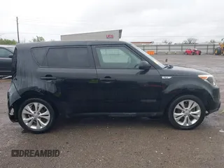 2015 Kia Soul + with VIN KNDJP3A58F7779613, listed as a IAAI auction lot 41944453 with 196,196 mi miles. Bid and sale history available at carsss.com. Image 14.