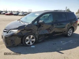 2018 Toyota Sienna LE Auto Access Seat with VIN 5TDKZ3DC1JS934414, listed as a Copart auction lot 52194615 with 130,058 mi miles and Salvage title. Bid and sale history available at DreamBid. Image 1.