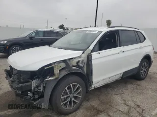 2021 Volkswagen Tiguan S z VIN 3VV1B7AX8MM020259, wystawiony jako Copart lot #55444955 z przebiegiem 55 052 mil mil oraz Szkoda całkowita • Salvage title. Historia ofert i sprzedaży dostępna na DreamBid. Obrazek 1.