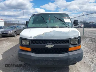2008 Chevrolet Express Cargo Van with VIN 1GCFG15X081153310, listed as a IAAI auction lot 41892125 with 297,669 mi miles. Bid and sale history available at carsss.com. Image 6.