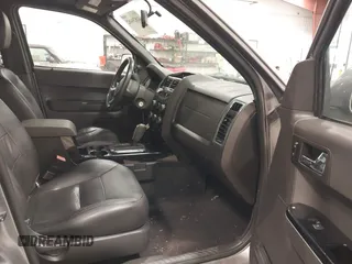 2008 Ford Escape Limited with VIN 1FMCU94178KC99233, listed as a IAAI auction lot 41820482 with 212,498 mi miles. Bid and sale history available at carsss.com. Image 5.