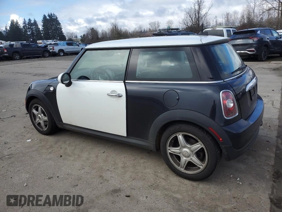 2008 MINI Hardtop with VIN WMWMF33558TU63803, listed as a Copart auction lot 47045475 with 70,989 mi miles and Salvage Title. Bid and sale history available at DreamBid. Image 2.