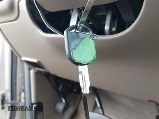2005 Ford Explorer z VIN 1FMDU75K75ZA57352, wystawiony jako IAAI lot #42134980 z przebiegiem Nie podano mil oraz . Historia ofert i sprzedaży dostępna na DreamBid. Obrazek 11.