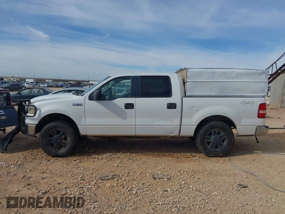 2008 Ford F-150 XLT z VIN 1FTPW14VX8KC56557, wystawiony jako IAAI lot #41809886 z przebiegiem 231 174 mil mil oraz . Historia ofert i sprzedaży dostępna na DreamBid. Obrazek 14.
