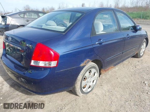 2008 Kia Spectra EX with VIN KNAFE122085533249, listed as a IAAI auction lot 42105666 with 178,984 mi miles. Bid and sale history available at carsss.com. Image 4.