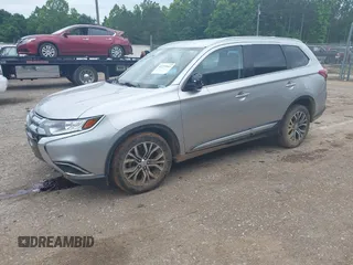 2018 Mitsubishi Outlander SE с VIN JA4AD3A35JZ007942, выставлен на аукционе IAAI как лот 42275943 с пробегом 167 550 миль миль и . История ставок и продаж доступна на DreamBid. Изображение 17.