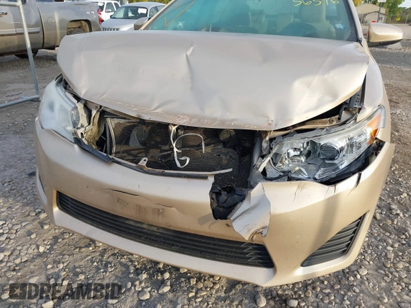 2012 Toyota Camry L with VIN 4T4BF1FK1CR201636, listed as a IAAI auction lot 37756396 with 173,929 mi miles. Bid and sale history available at carsss.com. Image 6.