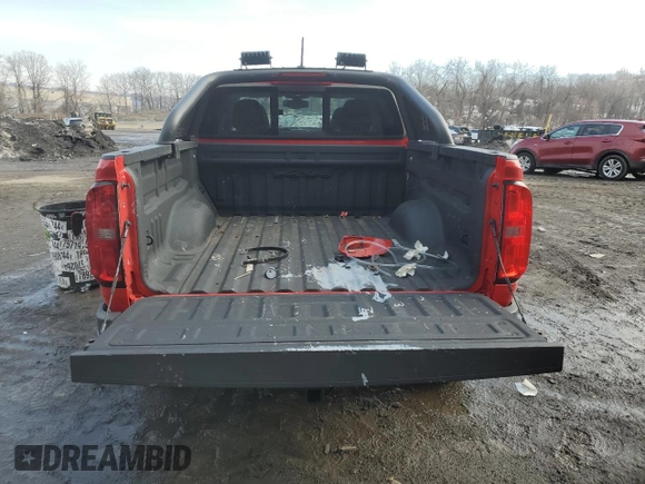 2018 Chevrolet Colorado 4WD ZR2 with VIN 1GCGTEEN8J1102830, listed as a Copart auction lot 46324645 with 83,874 mi miles and Salvage Title. Bid and sale history available at carsss.com. Image 6.