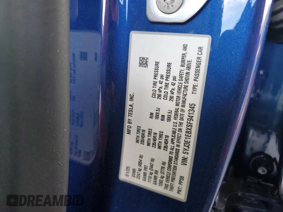 2025 Tesla Model 3 Long Range with VIN 5YJ3E1EBXSF941345, listed as a Copart auction lot 60229865 with 1,711 mi miles and Salvage title. Bid and sale history available at DreamBid. Image 12.
