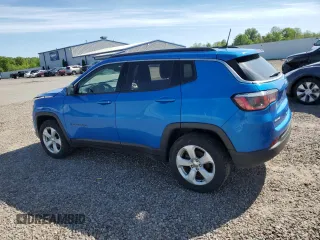 2019 Jeep Compass Latitude z VIN 3C4NJDBB1KT653452, wystawiony jako Copart lot #58297495 z przebiegiem 74 350 mil mil oraz Szkoda całkowita • Salvage title. Historia ofert i sprzedaży dostępna na DreamBid. Obrazek 2.