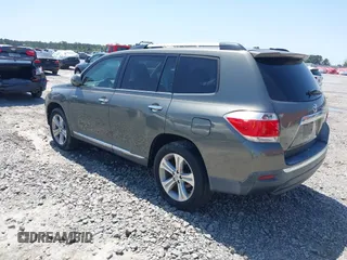 2011 Toyota Highlander Limited with VIN 5TDYK3EH8BS031915, listed as a IAAI auction lot 41984426 with 170,347 mi miles and . Bid and sale history available at DreamBid. Image 3.