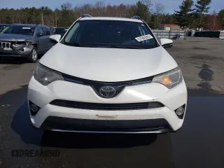 2018 Toyota RAV4 XLE with VIN 2T3WFREV4JW476959, listed as a Copart auction lot 51593265 with 198,596 mi miles and Salvage Title. Bid and sale history available at DreamBid. Image 5.