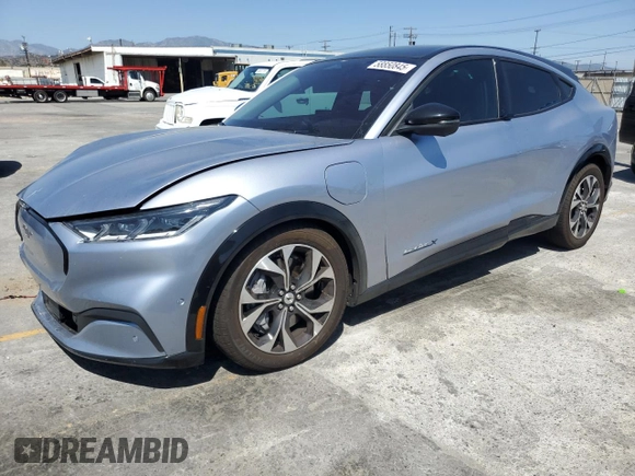 2022 Ford Mustang Mach-E Premium z VIN 3FMTK3R70NMA26901, wystawiony jako Copart lot #58850845 z przebiegiem 24 837 mil mil oraz Szkoda całkowita • Salvage title. Historia ofert i sprzedaży dostępna na DreamBid. Obrazek 1.