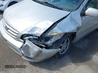 2002 Toyota Sienna LE with VIN 4T3ZF13C02U421846, listed as a IAAI auction lot 42250815 with 182,268 mi miles and . Bid and sale history available at DreamBid. Image 6.