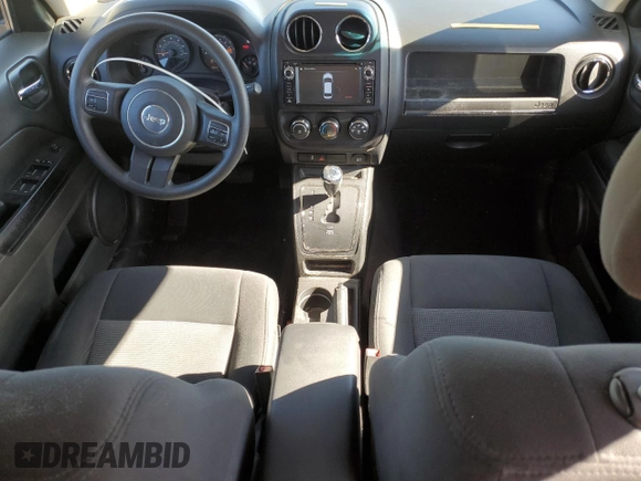 2015 Jeep Patriot Altitude z VIN 1C4NJRBB5FD143422, wystawiony jako Copart lot #56738425 z przebiegiem 148 475 mil mil oraz Szkoda całkowita • Salvage title. Historia ofert i sprzedaży dostępna na DreamBid. Obrazek 8.