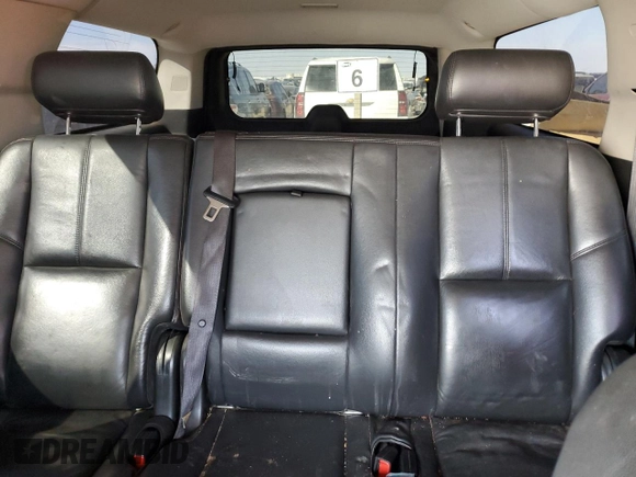 2010 GMC Yukon XL z VIN 1GKUKKE36AR211005, wystawiony jako Copart lot #45373575 z przebiegiem 164 622 mil mil oraz Szkody całkowita. Historia ofert i sprzedaży dostępna na DreamBid. Obrazek 10.