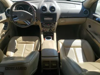 2011 Mercedes-Benz GL 550 z VIN 4JGBF8GE4BA727500, wystawiony jako Copart lot #55490605 z przebiegiem 117 741 mil mil oraz Szkody całkowita. Historia ofert i sprzedaży dostępna na DreamBid. Obrazek 8.